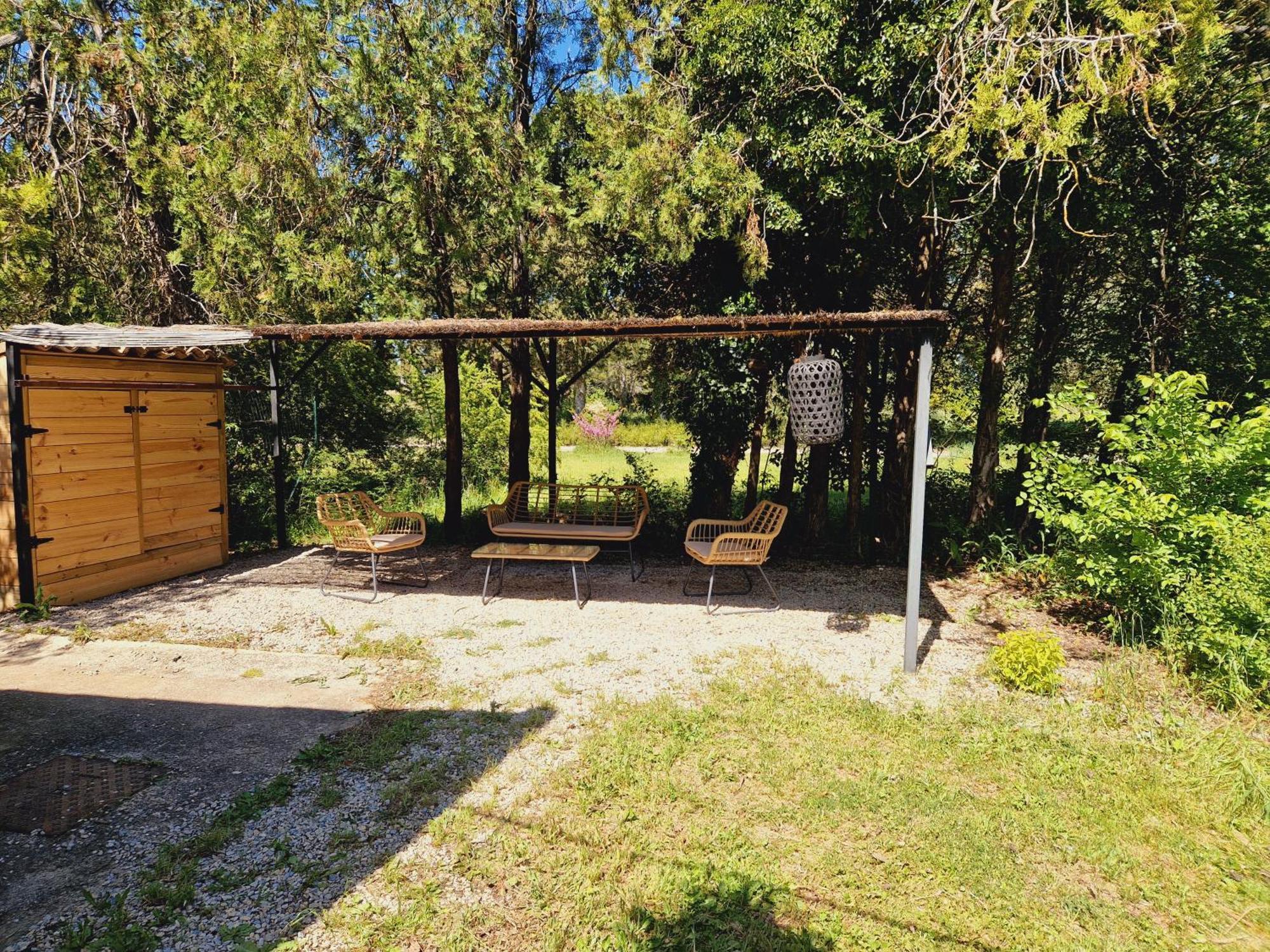 Mas Du Rollier Chambres D'Hotes Eygalières Esterno foto